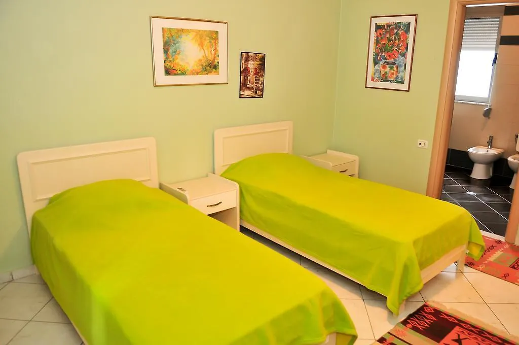 Guest House Mary Tirana